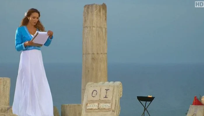 
    Iulia Vântur este gazda show-ului care s-a filmat în CipruFoto: captură Pro Tv  