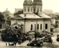 Biserica Sfânta Vineri, în timpul demolării din 1987