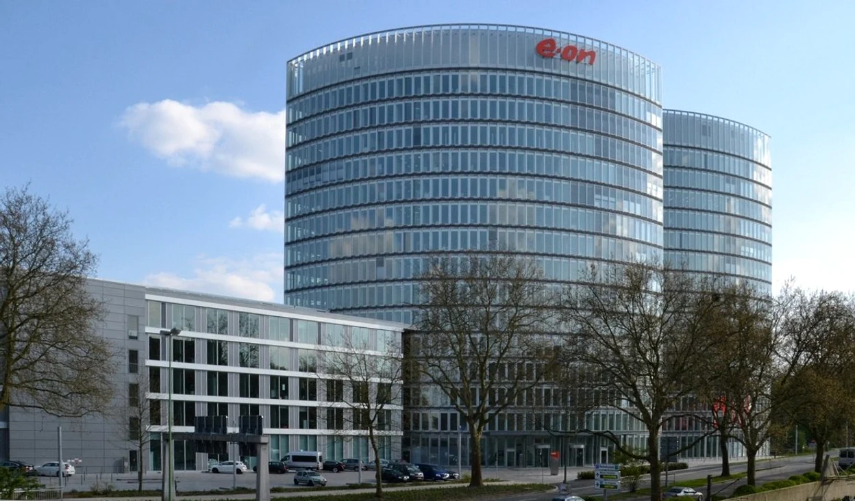E.ON trece pe strategia cloud hibridă implementată de Wipro