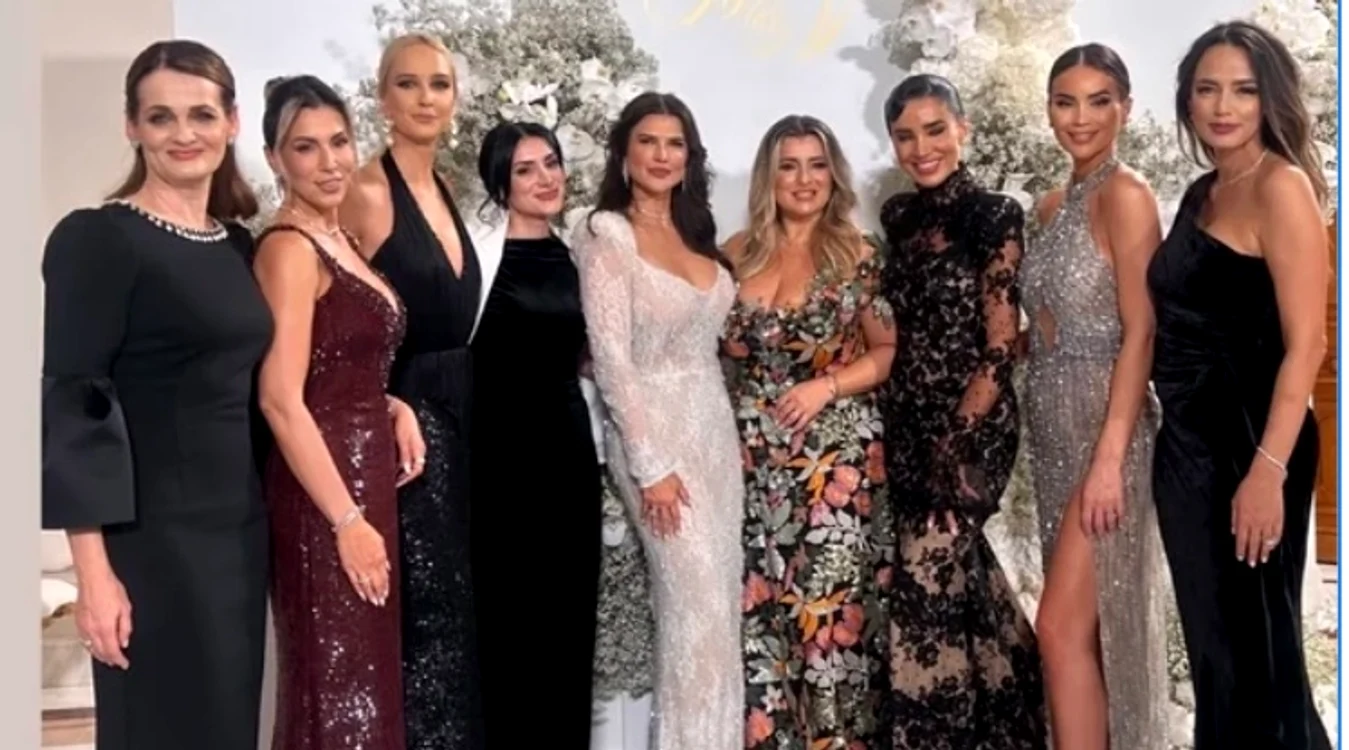 Invitatele s-au întrecut în ținute la nunta Monicăi Bîrlădeanu Foto: Instagram