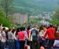 Numai 1200 de yoghini s-au prins în prima spirală Yang de la Băile Herculane