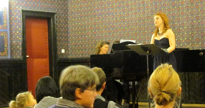 Concertul de pian şi oboi va fi găzduit de Sala Mare a Palatului Culturii