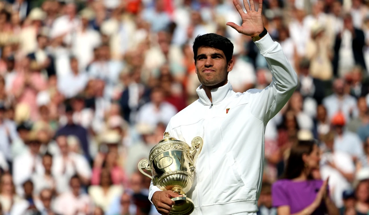 Carlos Alcaraz, campion pentru a doua oară la rând la Wimbledon (FOTO: EPA)