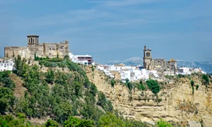 Cel mai spectaculos sat din Spania este ascuns într-un castel fortificat FOTO Pixabay