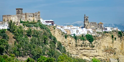 Cel mai spectaculos sat din Spania este ascuns într-un castel fortificat FOTO Pixabay