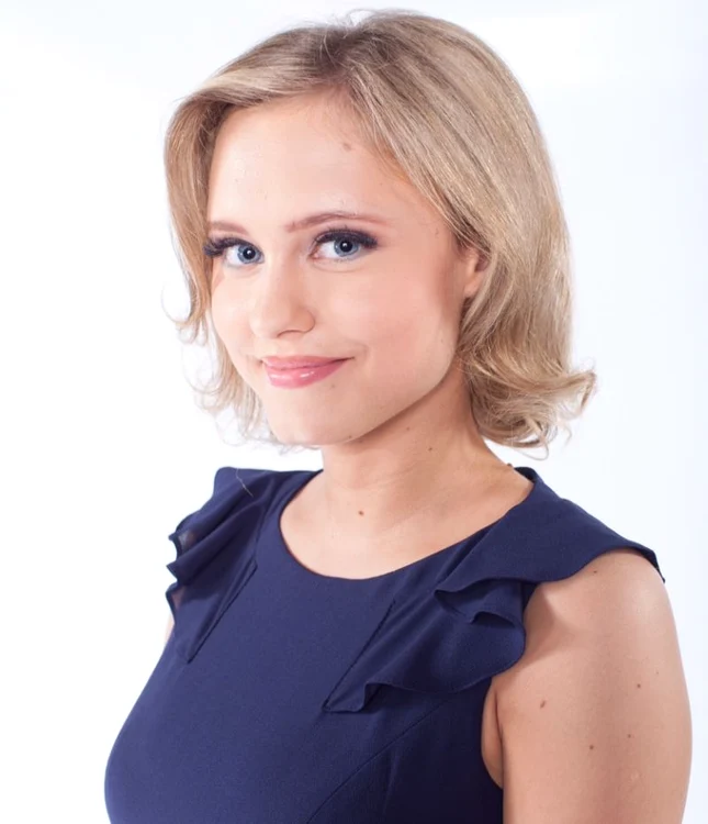 Andreea Perminov este gazda jurnalul în limba englezăfoto: arhiva personală