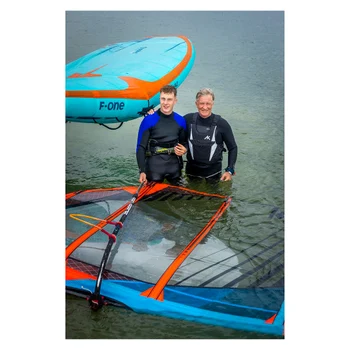 Prințul Emmanuel al Belgiei cu tatăl său, Regele Phillippe, Instagram