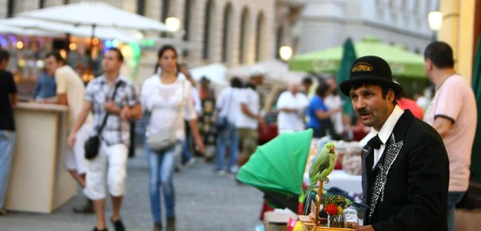 Turiştii vor putea vizita Capitala printr-un program  de reduceri valabil luna aceasta. FOTO Adevărul
