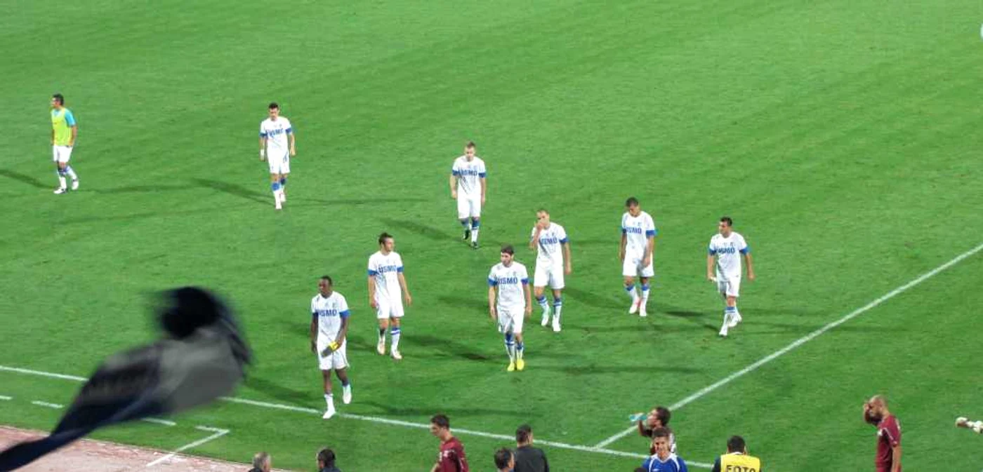 Jucătorii Pandurilor au ieşit cu capul plecat de pe teren după înfrângerea cu FC Braşov