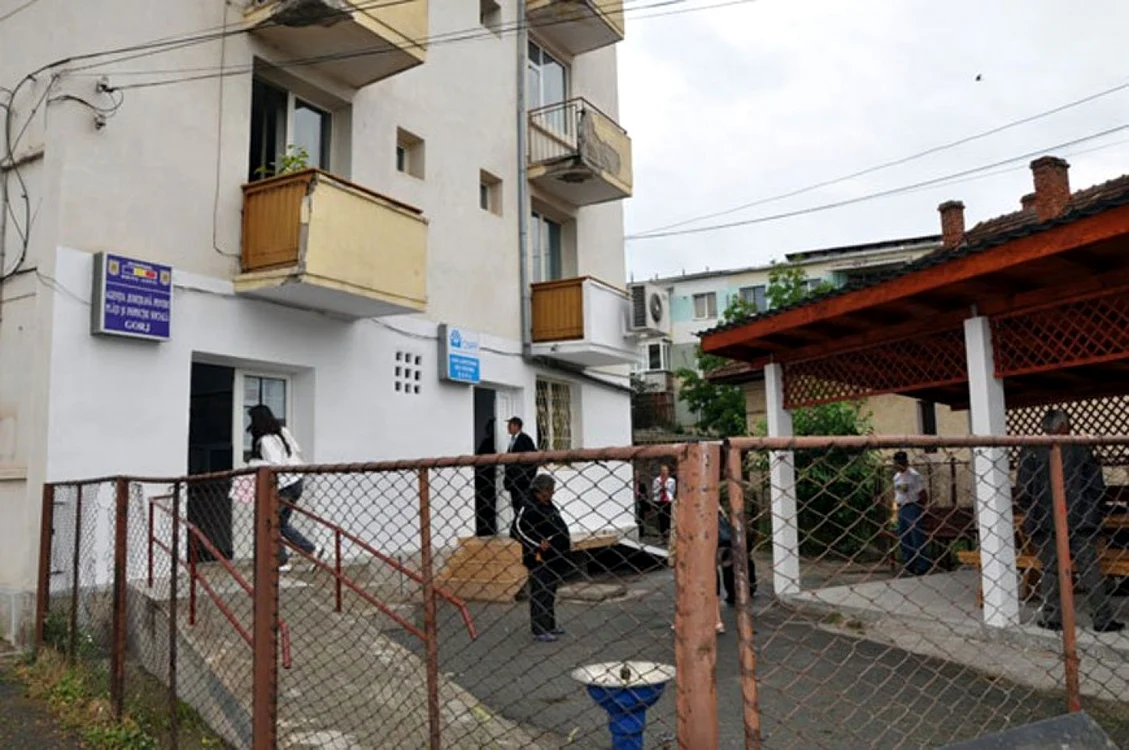 Bărbatul găsit decedat lucra ca arhivar la Casa de Pensii Gorj Foto: Arhivă Adevarul