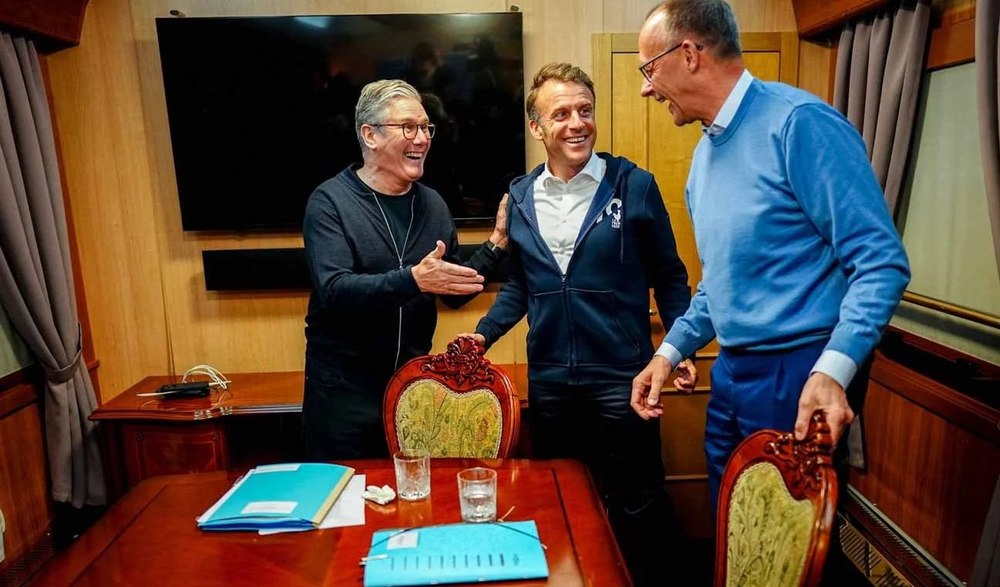 Călătoria cu trenul spre Kiev a lui Macron, Starmer și Merz, transformată într-un scandal cu droguri. Cum a apărut falsul și de ce a fost răspândit de propaganda lui Putin