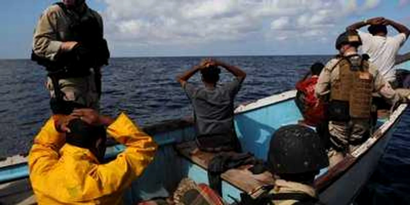 Somalia: Doi morţi în tiruri implicând o navă de război norvegiană