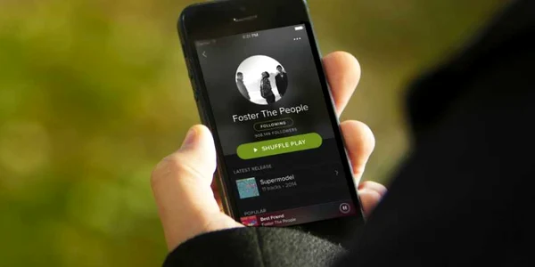 streaming music spotify