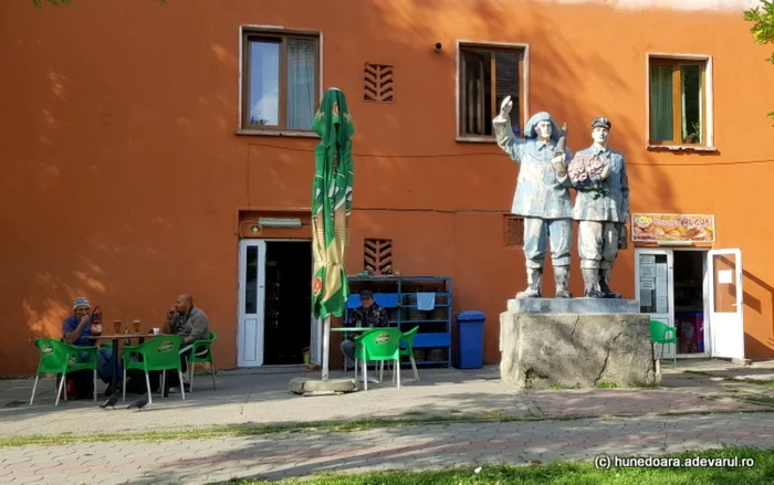 simboluri comuniste hunedoara foto daniel guta adevarul