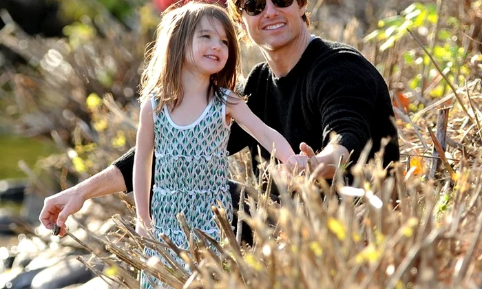 1 tom cruise suri jpg jpeg