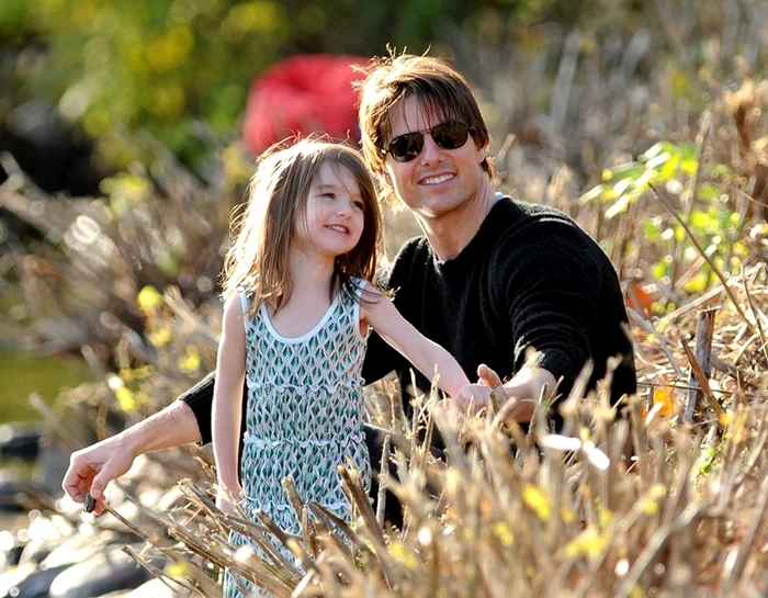 1 tom cruise suri jpg jpeg