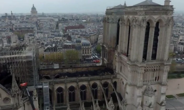 VIDEO Imagini din dronă: cum arată catedrala Notre Dame după incendiul devastator jpeg