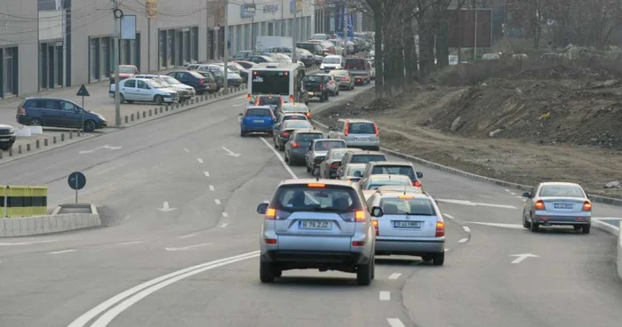 Traficul rutier în zona Pipera este deosebit de aglomerat