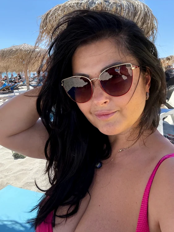 Gabriela Cristea, pe litoralul românesc / foto: Facebook