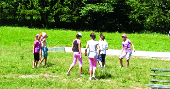 Reşiţa: Copiii de la marginea Mării Negre vor vacanţă la munte, în Caraş-Severin (GALERIE FOTO)
