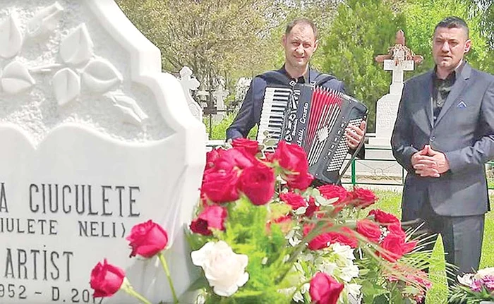 Ei au filmat videoclipul  ”Rămas bun, măicuţă dragă”,  lângă mormântul Ilenei