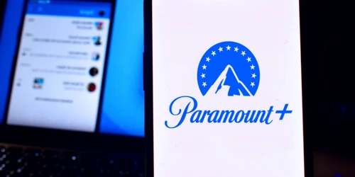 Serviciu de streaming platforma filme Paramount+ smartphone FOTO Shutterstock