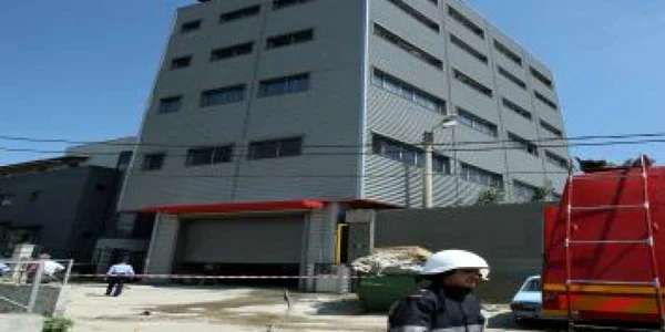 Incendiu la un imobil din zona Aviaţiei