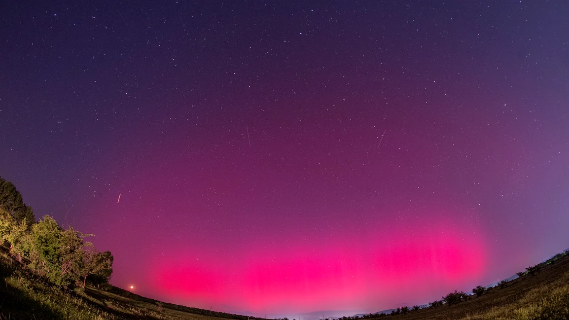 Aurora boreală a pictat cerul României FOTO Valentin Grigore 