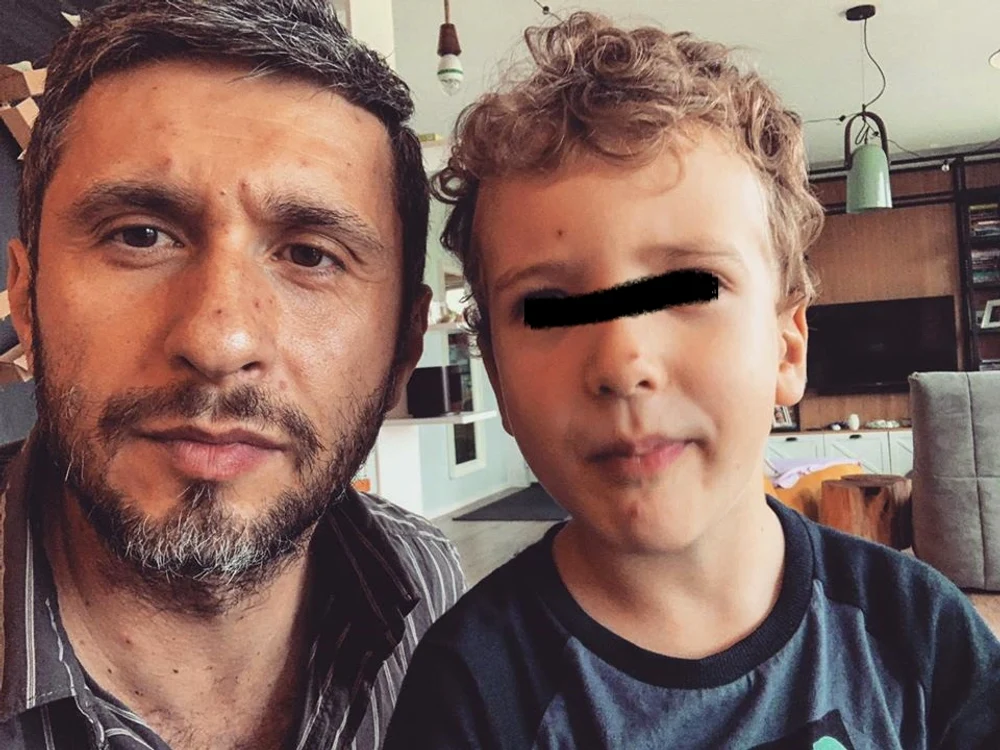 Dragoș Bucur și fiul lui au făcut varicelăFoto: Facebook