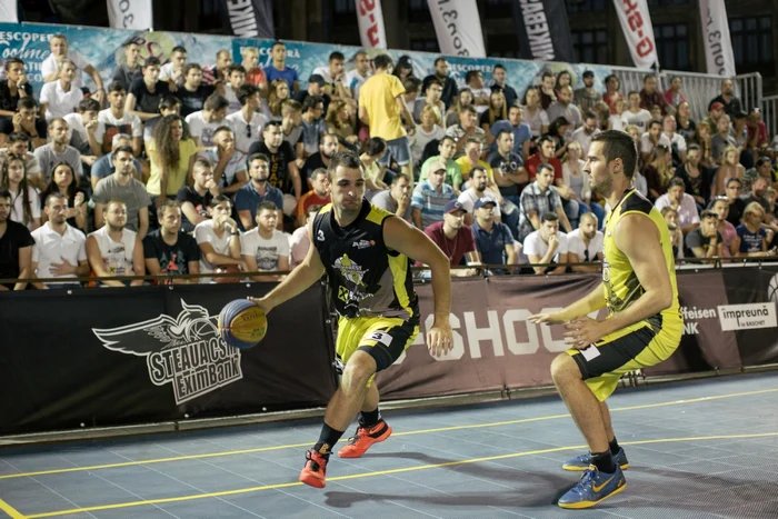 Spectacol la baschet 3x3 în weekend