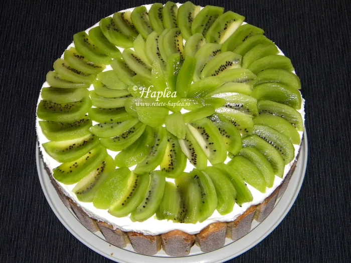 tort diplomat cu kiwi poza 10 jpeg