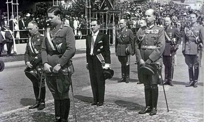 VIDEO Dezbatere „Historia”: Armata, Regele şi Ţara: De ce e 25 octombrie Ziua Armatei Române? jpeg
