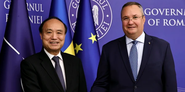 Nicolae Ciuca si Houlin Zhao FOTO Gov jpg
