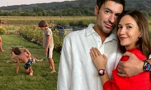 Cât de  strictă e Adela Popescu ca mamă de trei băieți!