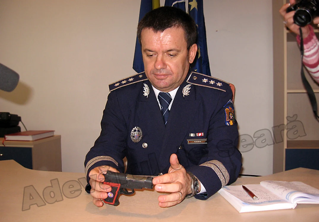 Poliţiştii l-au reţinut pe bărbat la scurt timp după incident