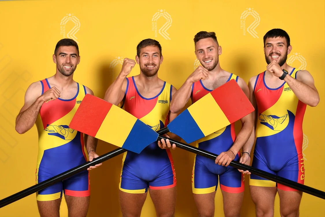 
    Mihaiță Vasile Țigănescu, Mugurel Vasile Semciuc, Ștefan Constantin Berariu și Cosmin Pascari au reușit cursa cariereiFoto: COSR / Team România / Cristi Nistor  