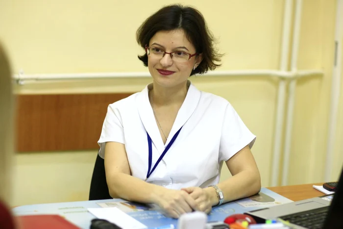 2 oana clatici jpg jpeg