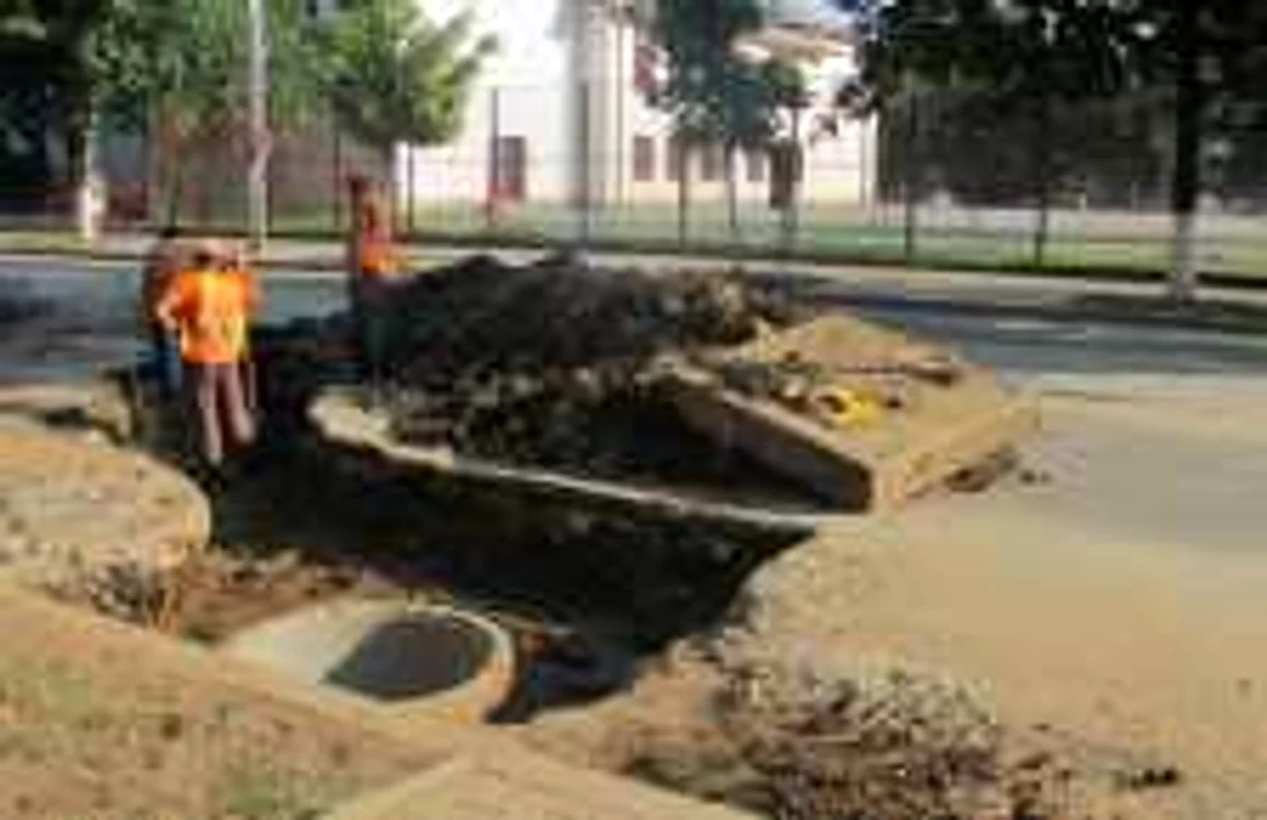 Zeci de străzi vor beneficia de reţele noi pentru apă şi canal