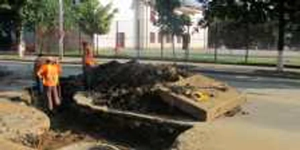 Zeci de străzi vor beneficia de reţele noi pentru apă şi canal