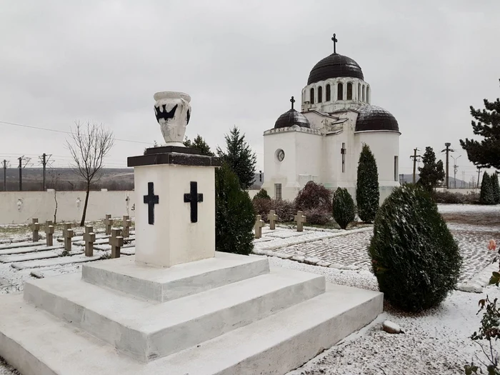 Cimitirul internaţional de onoare de la Mircea Vodă Constanţa Foto Călin Gavrilaş 