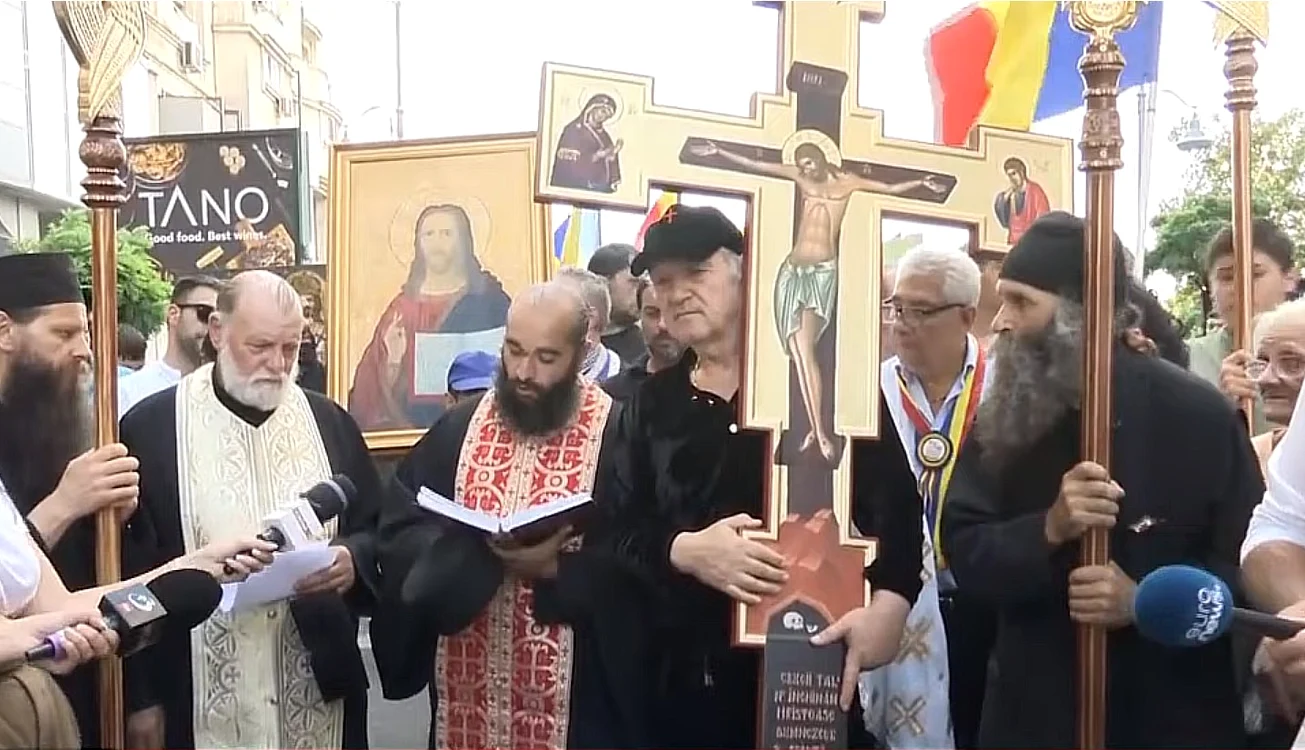 Gigi Becali, miting anti-LGBT pe Calea Victoriei FOTO Captură Youtube