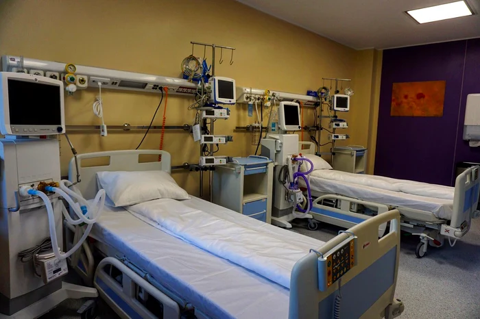 
    Echipamente medicale moderne pentru secţia ATI a spitalului Judeţean de Urgenţă Bustriţa Năsăudfoto: Ministerul Sănătăţii  