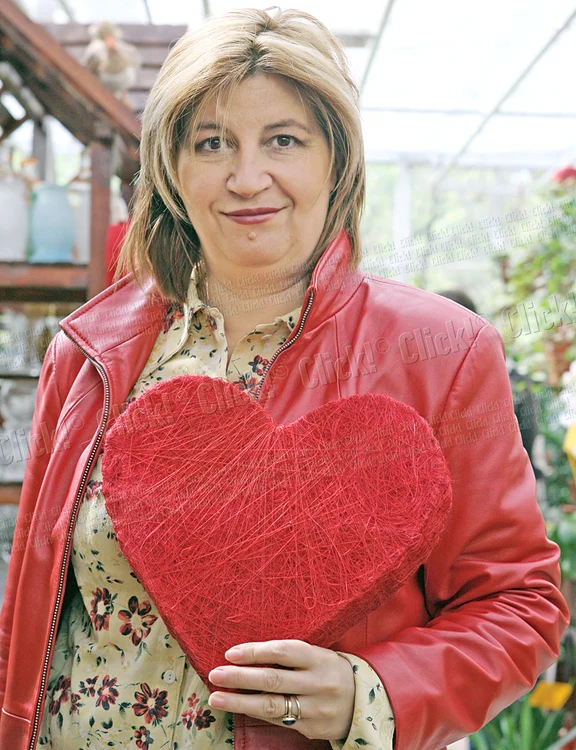 
    Magda Catone  