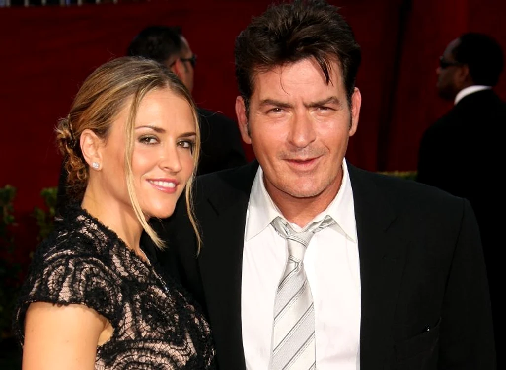 Brooke Mueller şi Charlie Sheen, pe vremea când formau un cuplu