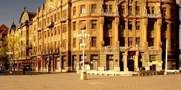 Spectaculoasa Sală a Senatului Universităţii Politehnica din Timişoara