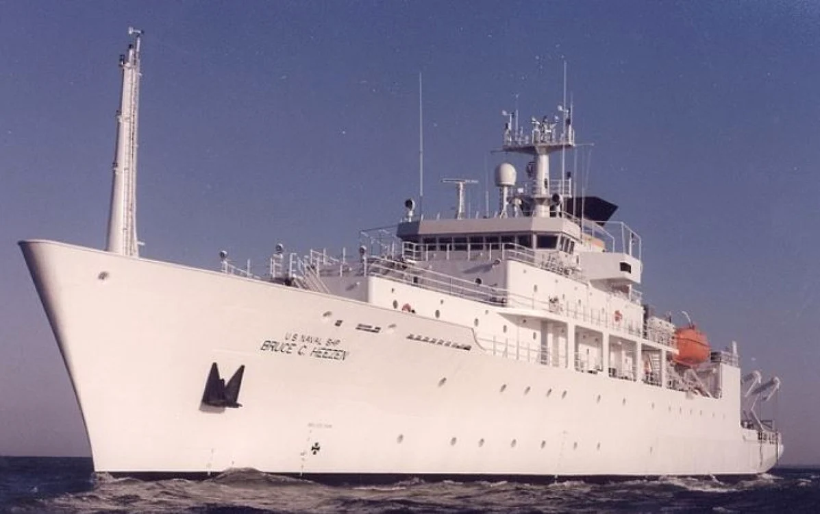 Nava US Bruce Heezen 