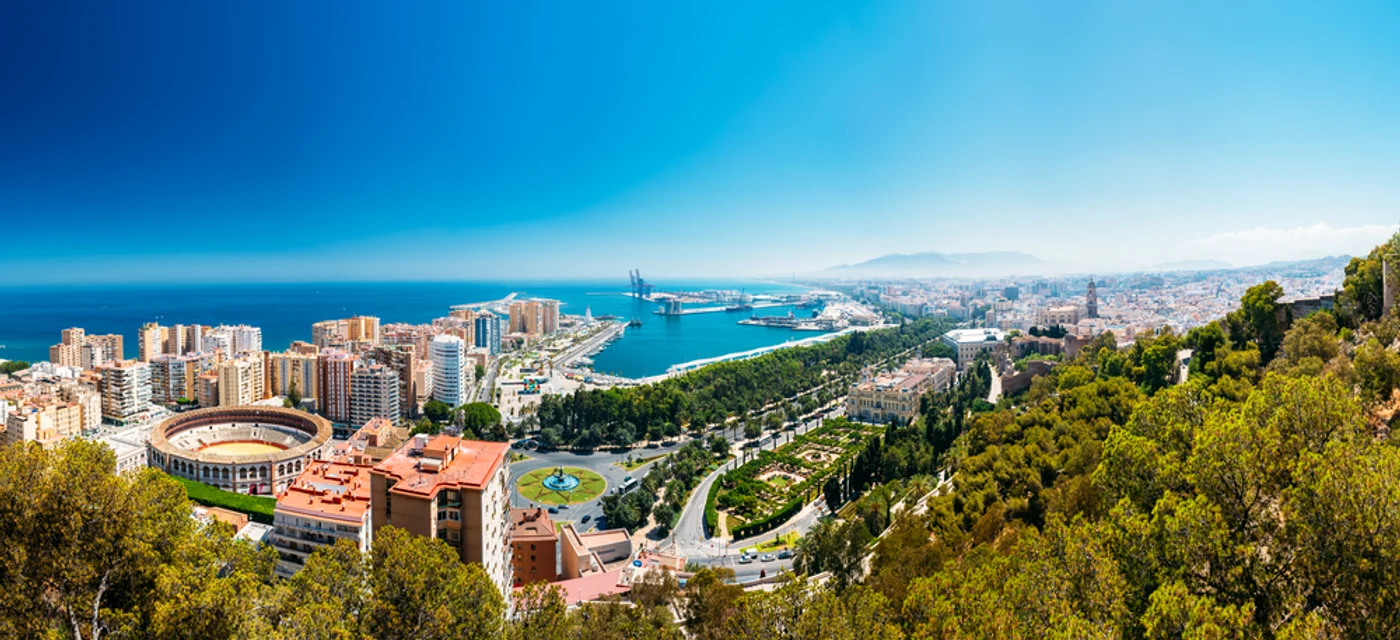 Vedere aeriană panoramică a orașului Malaga, Spania. Plaza de Toros de Ronda