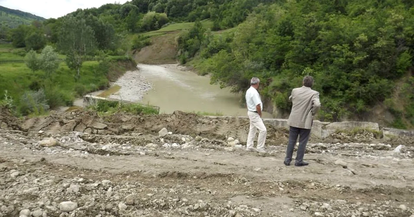 Zidul de beton va fi distrus