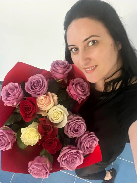 Andreea lasă ïn urmă o familie îndurerată și doi copii orfani. Sursa foto: Facebook A.O. 