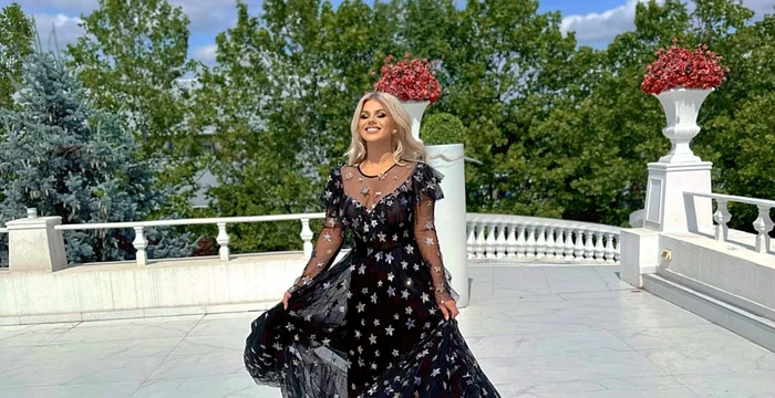 Cristina Vasiu este foarte îndrăgostită